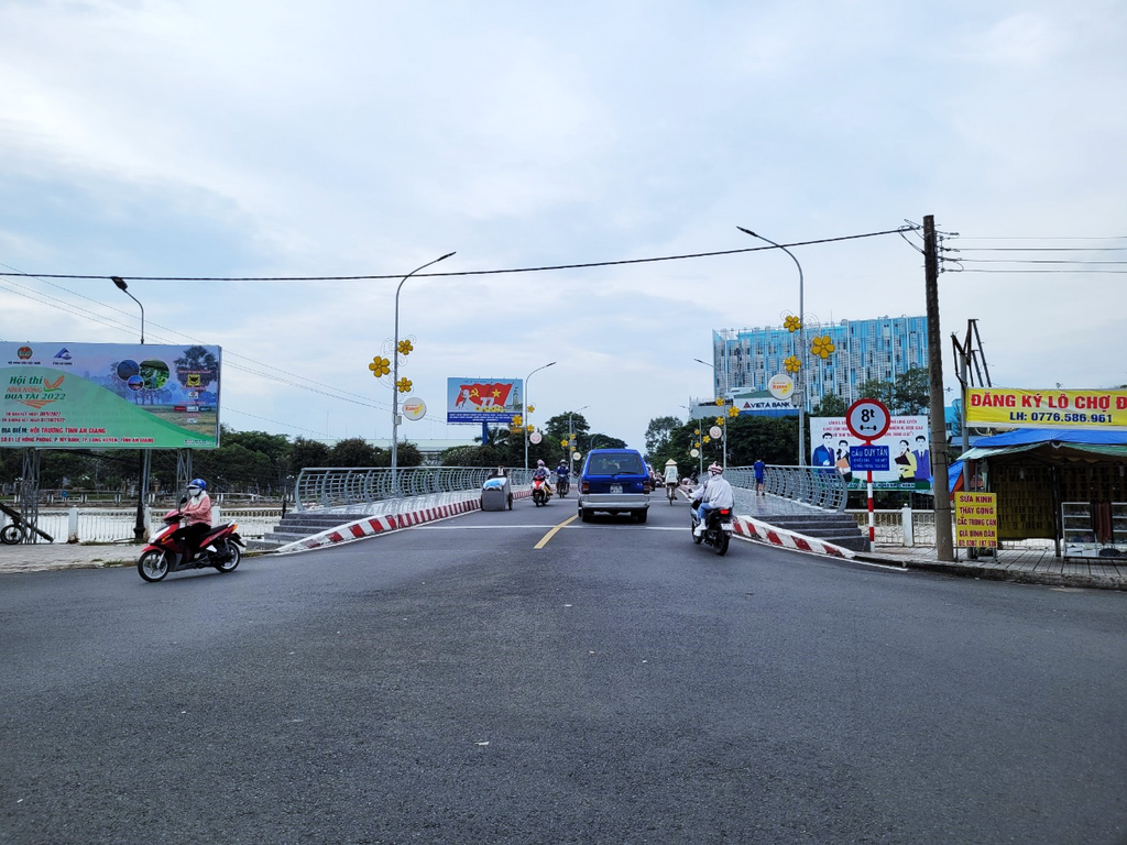 Tp Long Xuyên, Vietnam