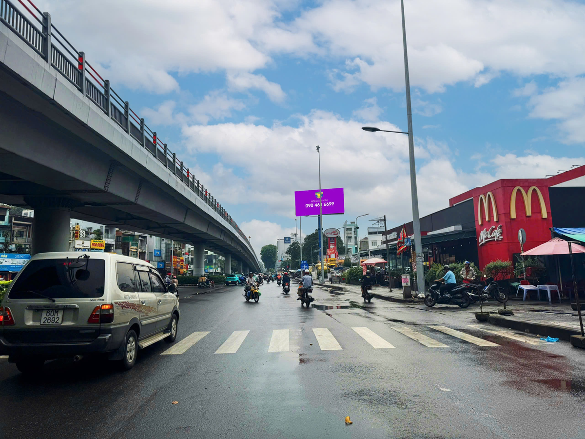 district 10 (interchange road 3/2 - Lý Thái Tổ - Thành Thái), Vietnam