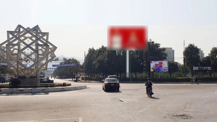 Pole Billboard, Roundabout park Tuổi trẻ, ward Phương Lâm, Hoa Binh