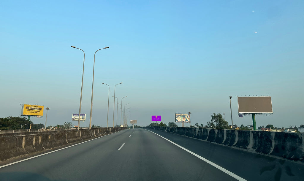 Pole Billboard, VT01 toll station, entrance to expressway LTDG (expressway LTDG – SB)-interchange expressway LTDG – QL51, Dong Nai