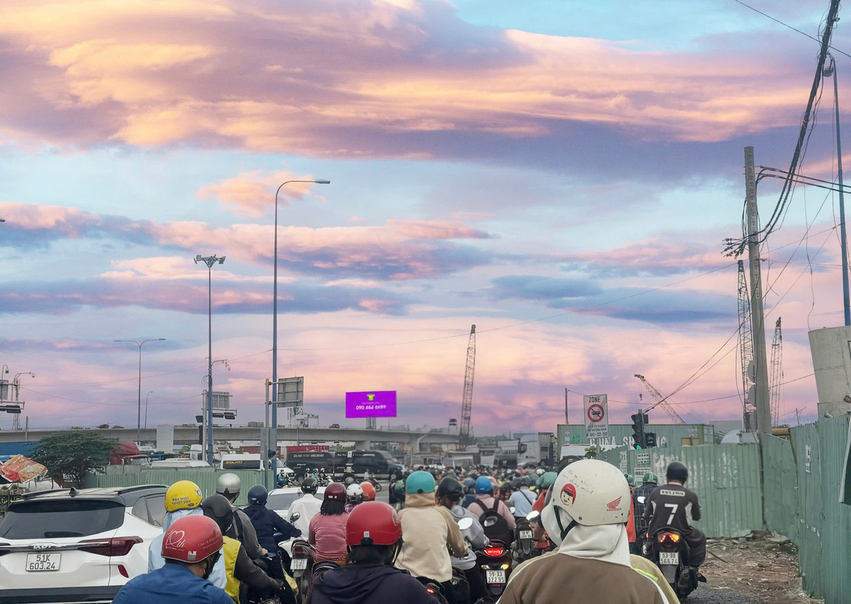VT02A interchange An Phú - approach road expressway HCM -LTDG, Vietnam