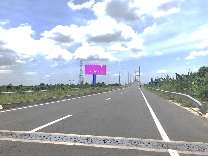 Pole Billboard, VT11-bridge foot Cao Lãnh, ward Cao Lãnh, Dong Thap