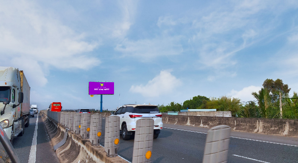 Pole Billboard, VT16, Km 22+825 expressway Sài Gòn-Trung Lương, Long An