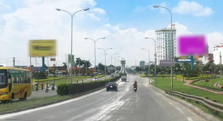 Pole Billboard, VT2 crossroads Big C ward Đông A, km107+370 QL10, bên tay trái hướng Hưng Yên đi Ninh Bình, Ninh Binh