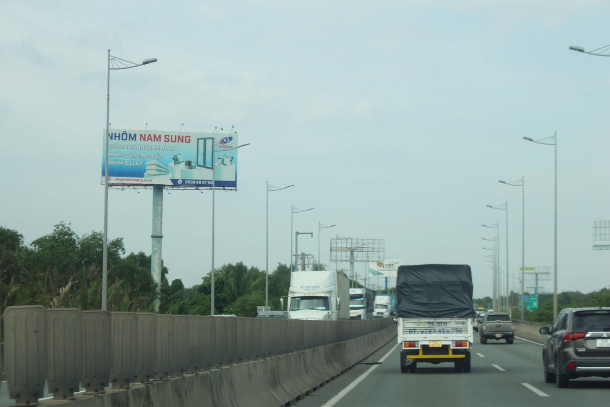 Pole Billboard, VT2, expressway Long Thành - Dầu Giây, bridge Long Thành, Dong Nai