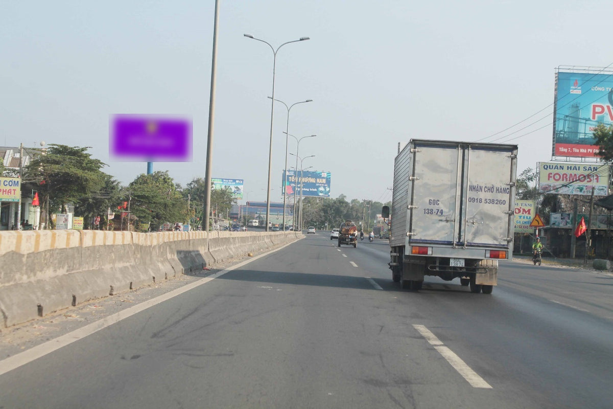 Pole Billboard, VT2, national highway 51, Dong Nai