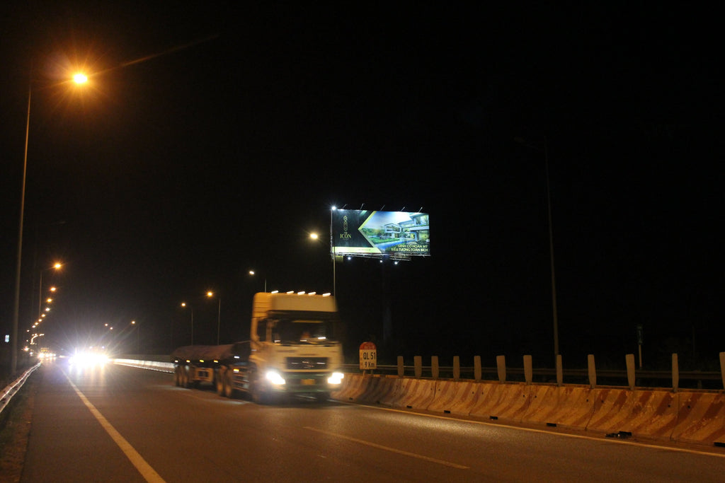 Pole Billboard, VT3, expressway Long Thành - Dầu Giây, bridge Long Thành, Dong Nai