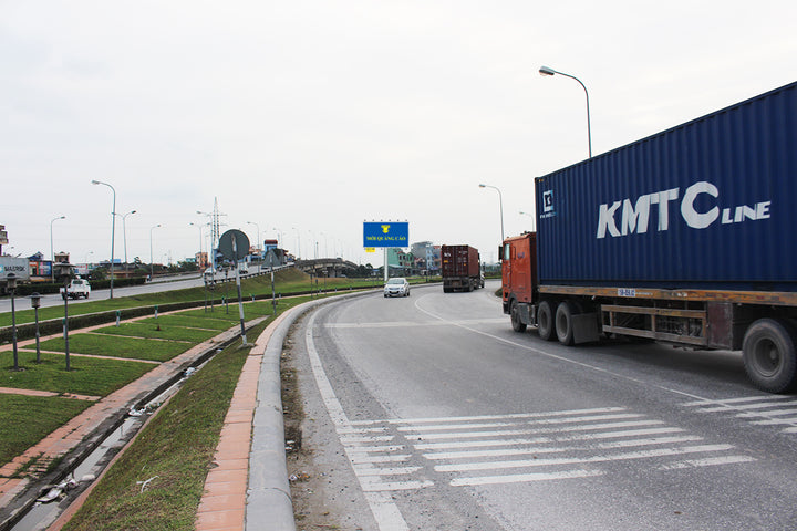 Pole Billboard, VT3 - interchange QL21 and QL10, ward Đông A, Ninh Binh