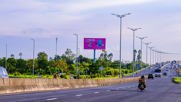 Pole Billboard, VT30 - traffic island interchange QL54, bridge foot Vàm Cống, commune Lai Vung, Dong Thap