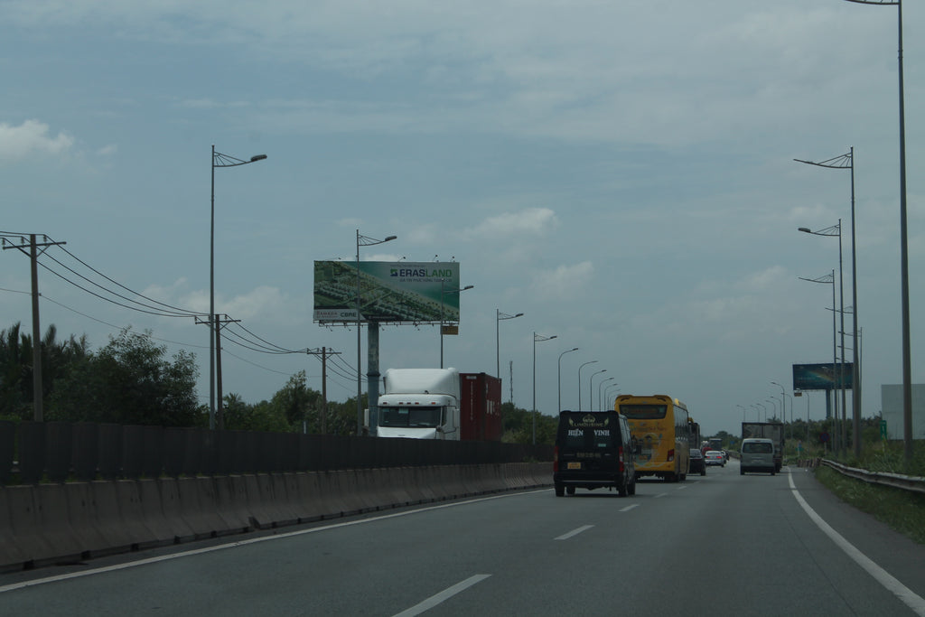 Pole Billboard, VT4, expressway Long Thành - Dầu Giây, bridge Long Thành, Dong Nai