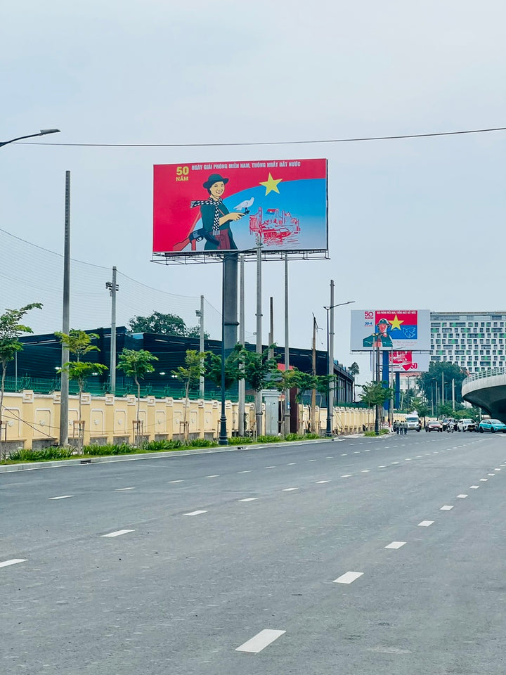 Pole Billboard, VT8 - access road to terminal T3 TSN, Tân Bình, Ho Chi Minh City