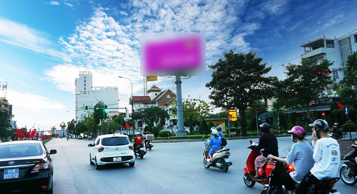 Pole Billboard, Vườn hoa crossroads road Đông A cắt road Nguyễn Công Trứ thuộc ward Nam Định, Ninh Binh