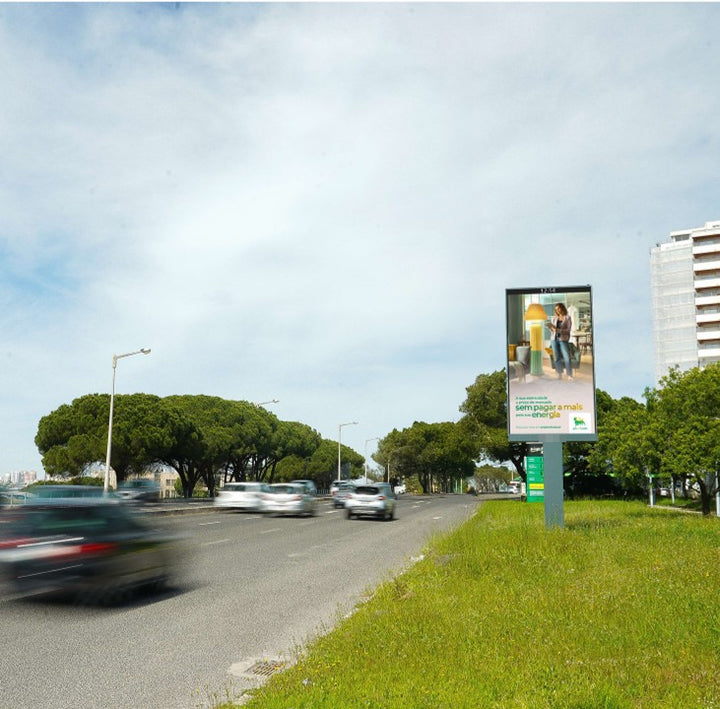 Premium LED Sky 8 sqm Avenida das Descobertas (Rua Antão Gonçalves), Lisbon