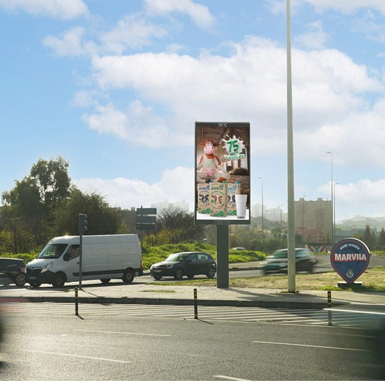 Premium LED Sky 8 sqm Avenida Marechal Gomes da Costa (Avenida Santos Condestável), Lisbon