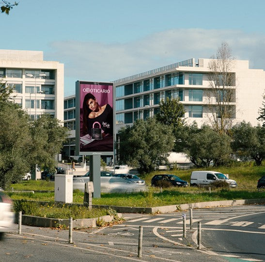 Premium LED Sky 8 sqm Avenida Marechal Teixeira Rebelo, Lisbon