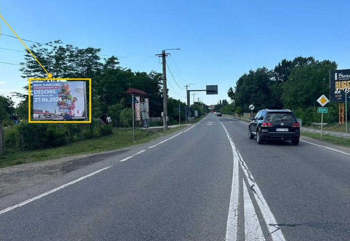 Salonta Strada Oradei intre Han Madaras si Backlit Billboard, Romania