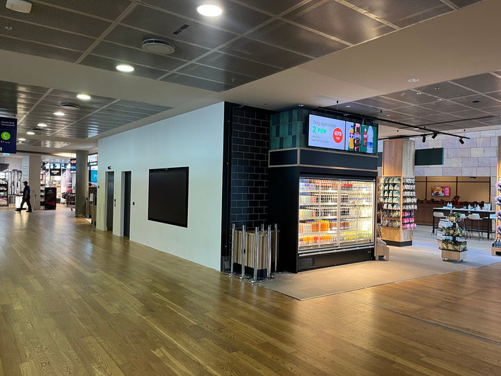 Screen and Wall, South Building 1st Floor, Keflavík Airport