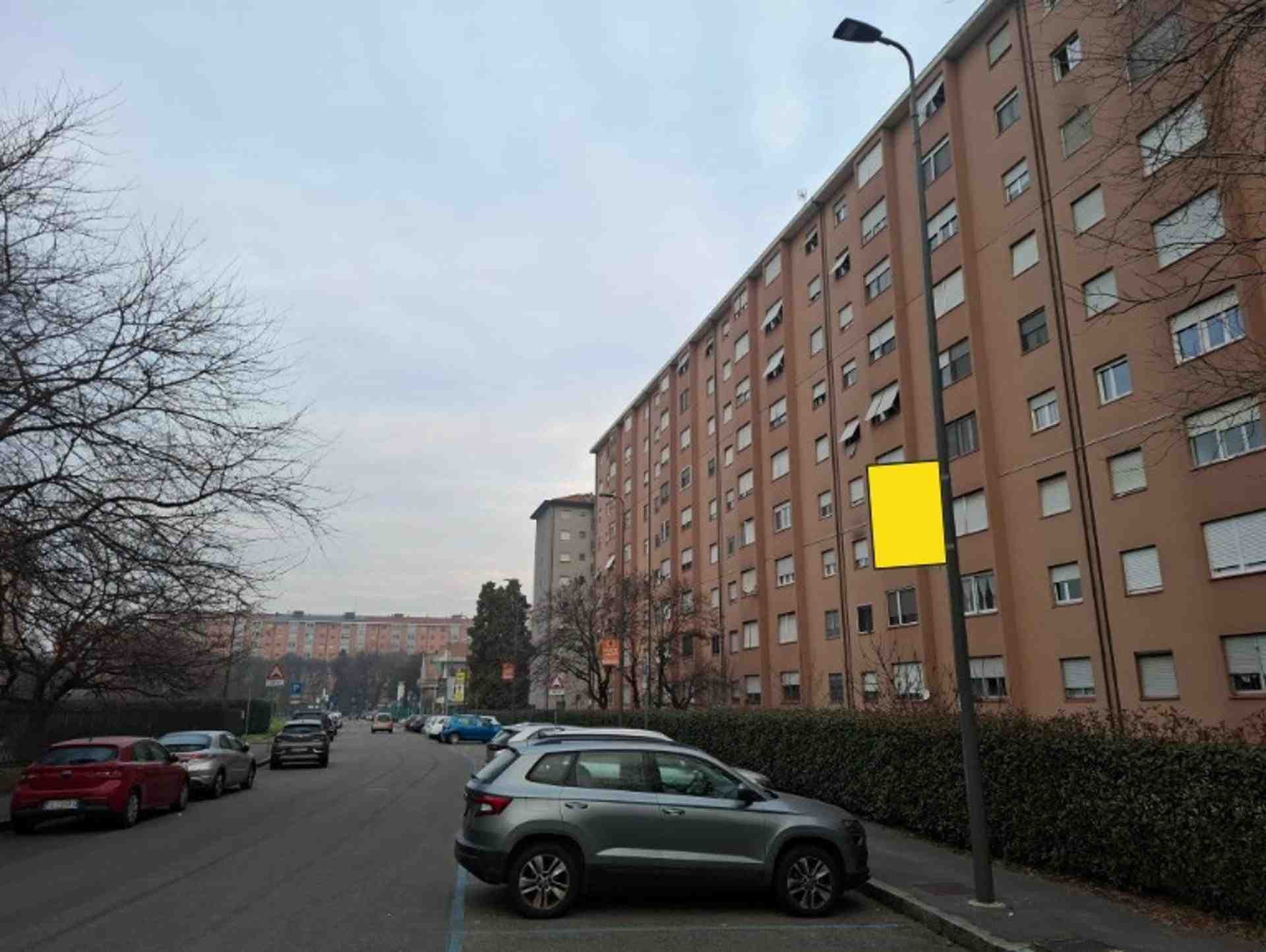 Pole sign Via Ugo Ojetti palo n. 11, Milano, Italy
