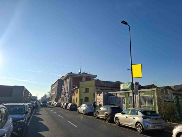 Pole sign Via Riccardo Pitteri palo n. 62, Milano, Italy