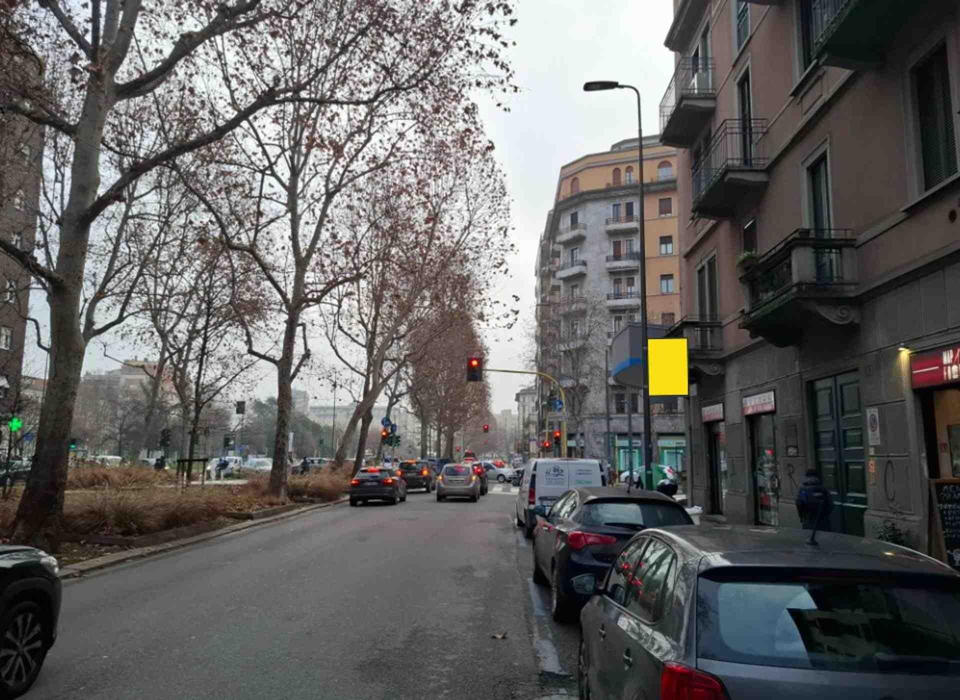 Pole sign Viale Edoardo Jenner palo n. 3, Milano, Italy
