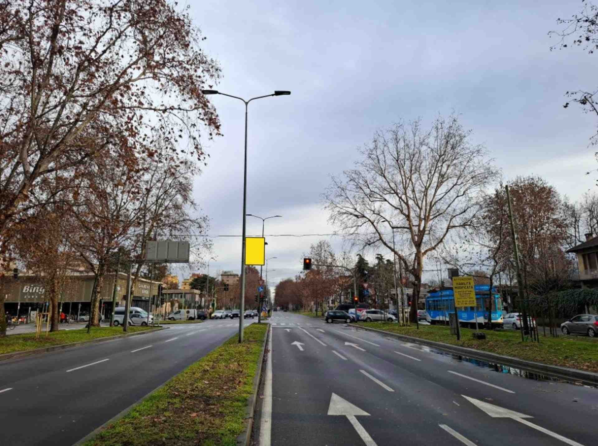Pole sign Viale Zara palo n. 27, Milano, Italy