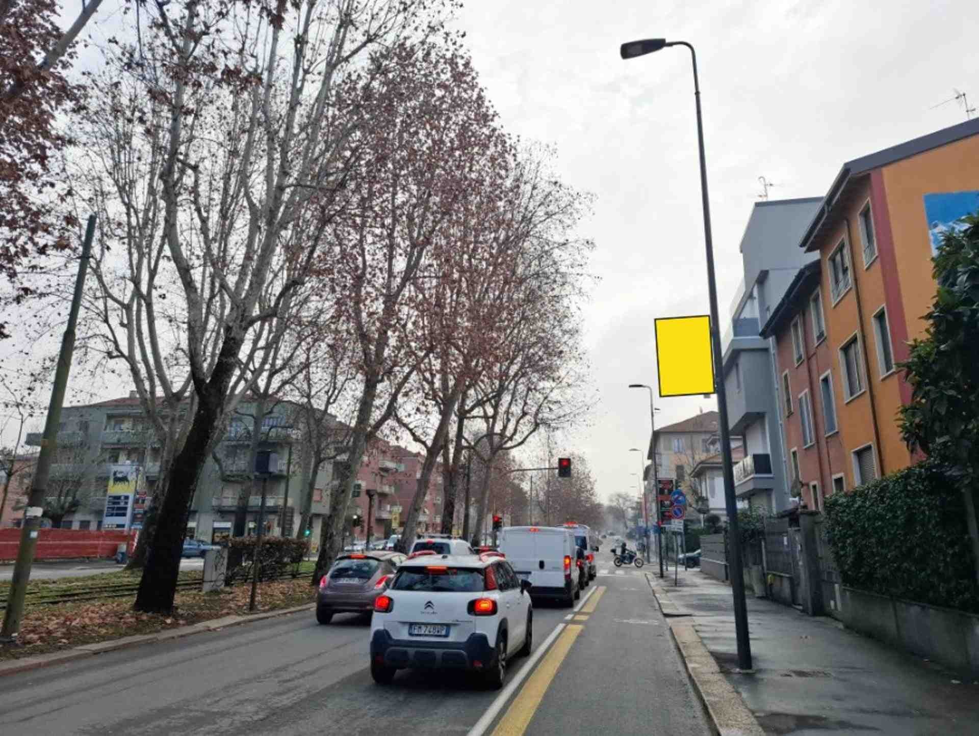 Pole sign Viale Marche palo n. 21, Milano, Italy
