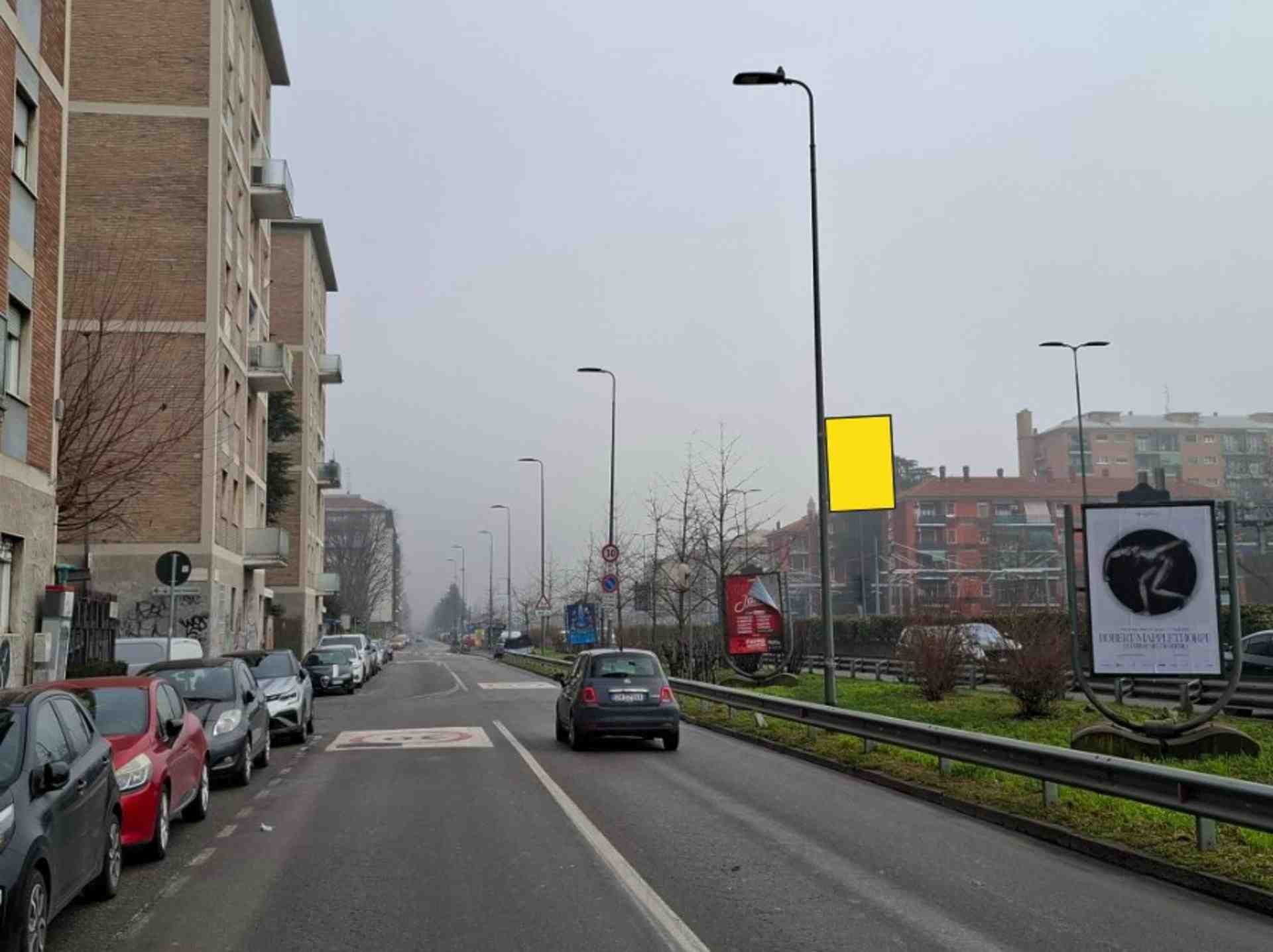 Pole sign Via Palmanova palo n. 131, Milano, Italy