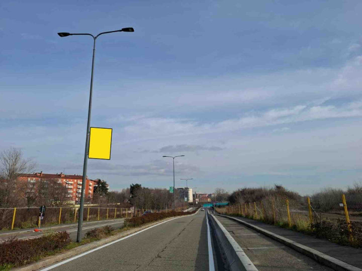 Pole sign Via Luigi Sordello palo n. 20, Milano, Italy