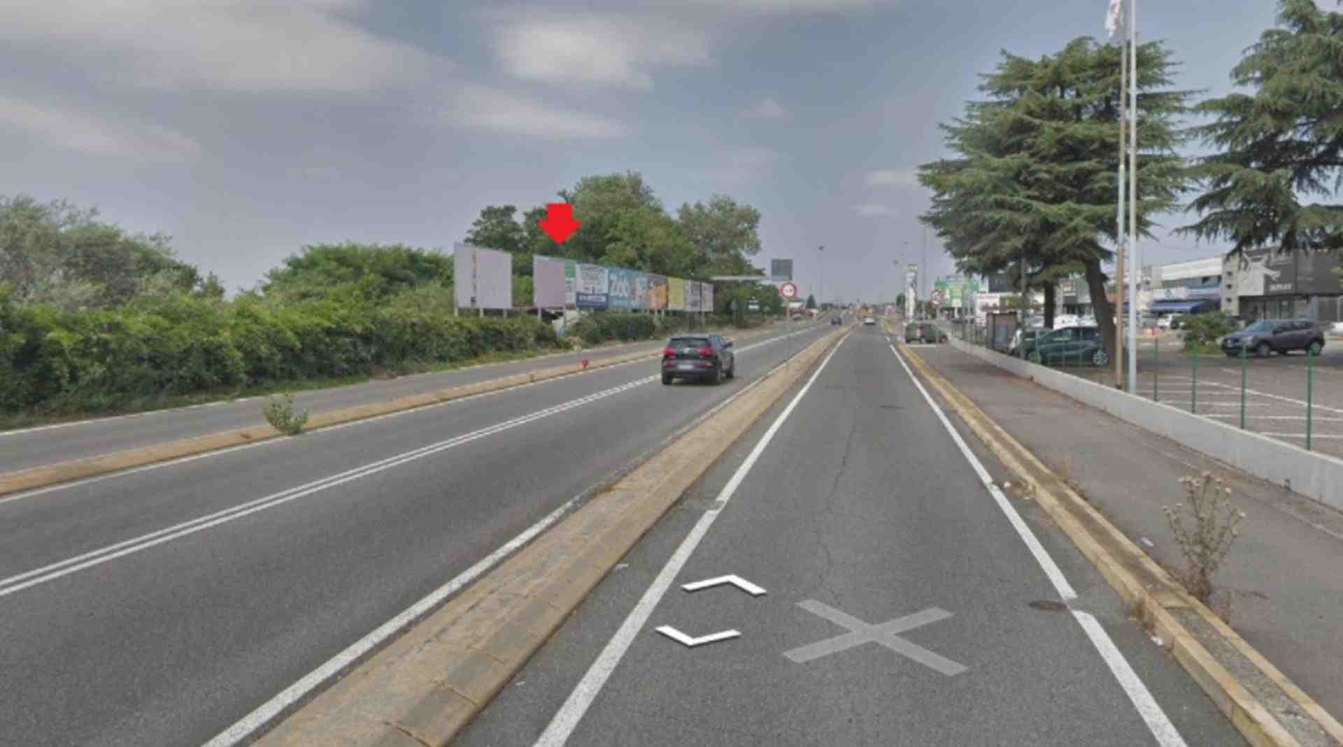 Temporary billboard S.p. 2 Km. 14+491/dx, Busnago, Italy
