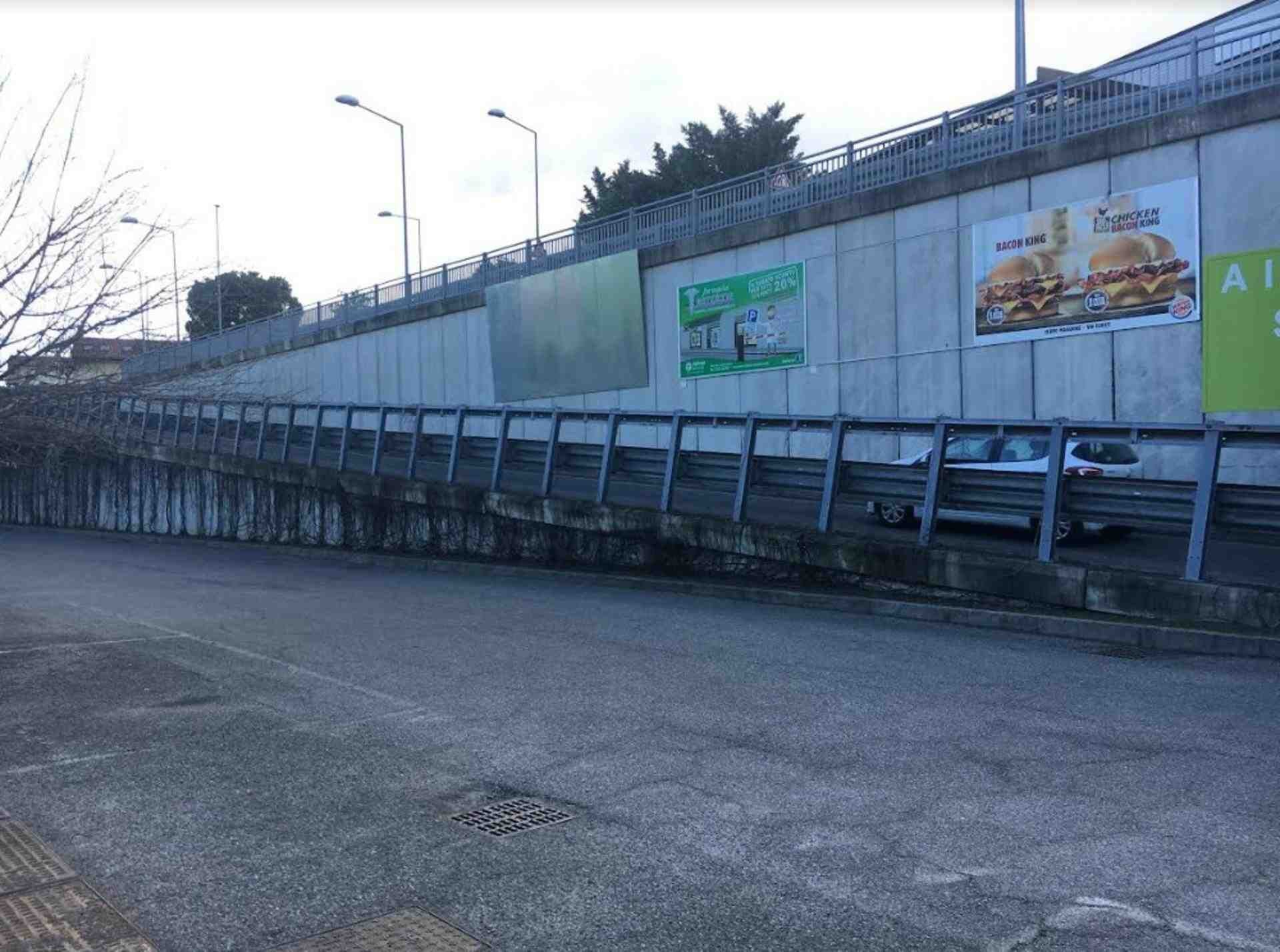 Temporary billboard Via Filippo Turati, Cerro Maggiore, Italy