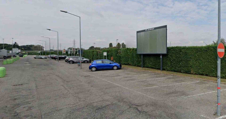 Temporary billboard Via Filippo Turati, Cerro Maggiore, Italy