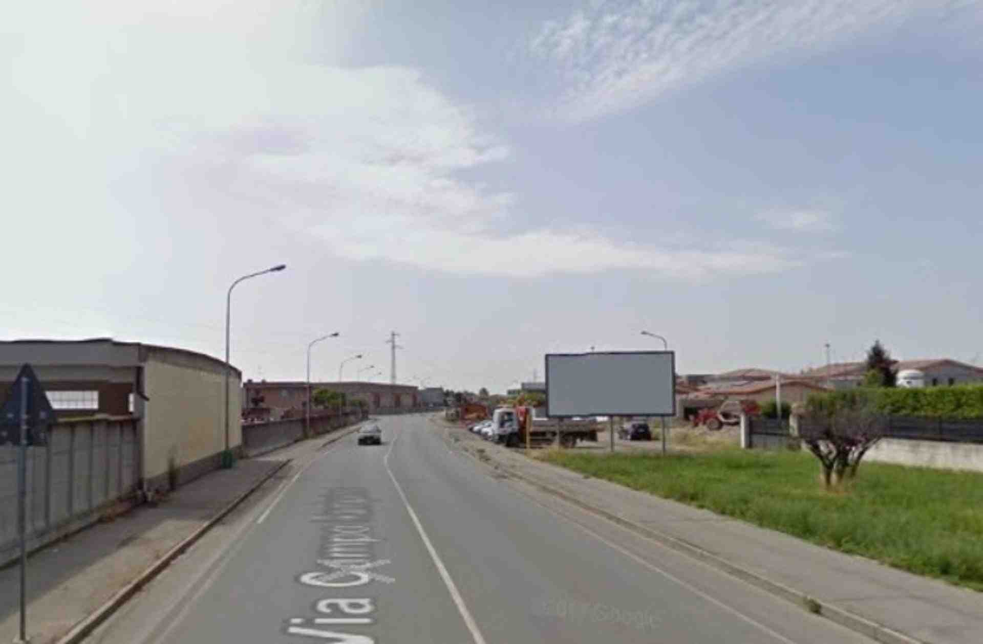 Temporary billboard Via Campo Rampino (dir. Antegnate), Covo, Italy