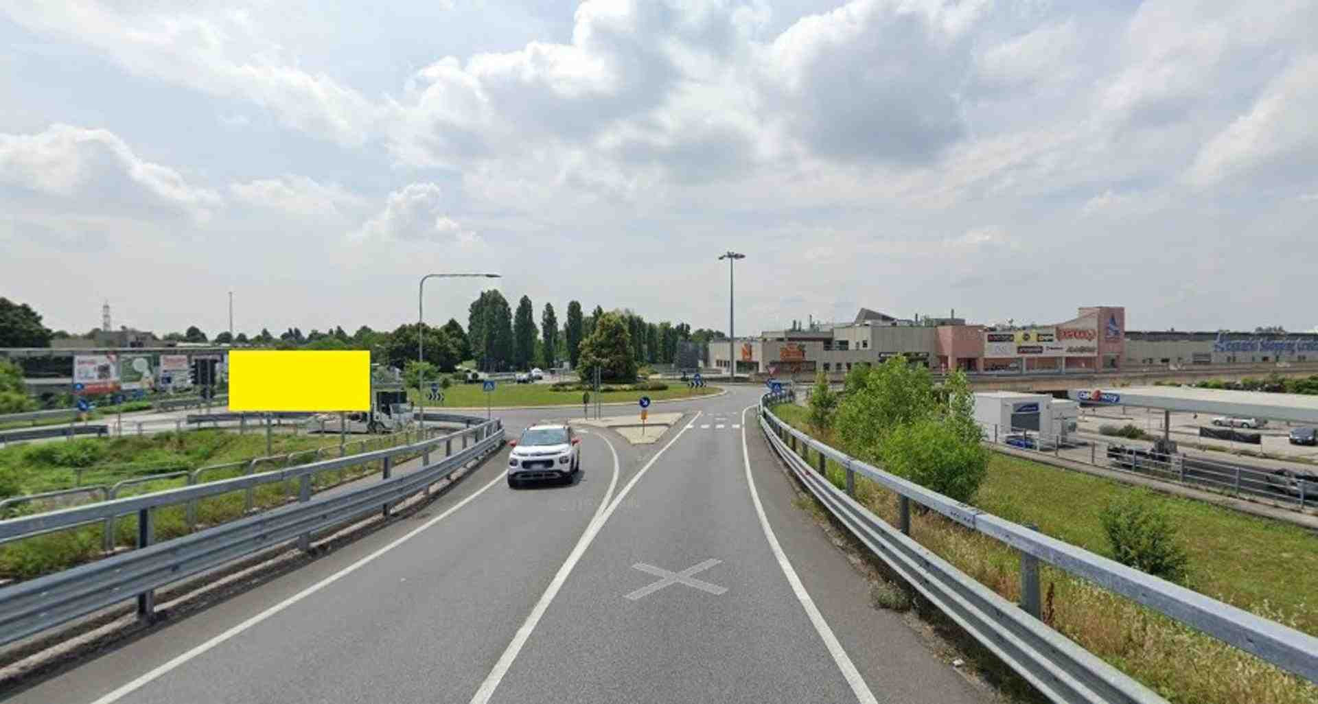Temporary billboard Via Galilei, Vignate, Italy