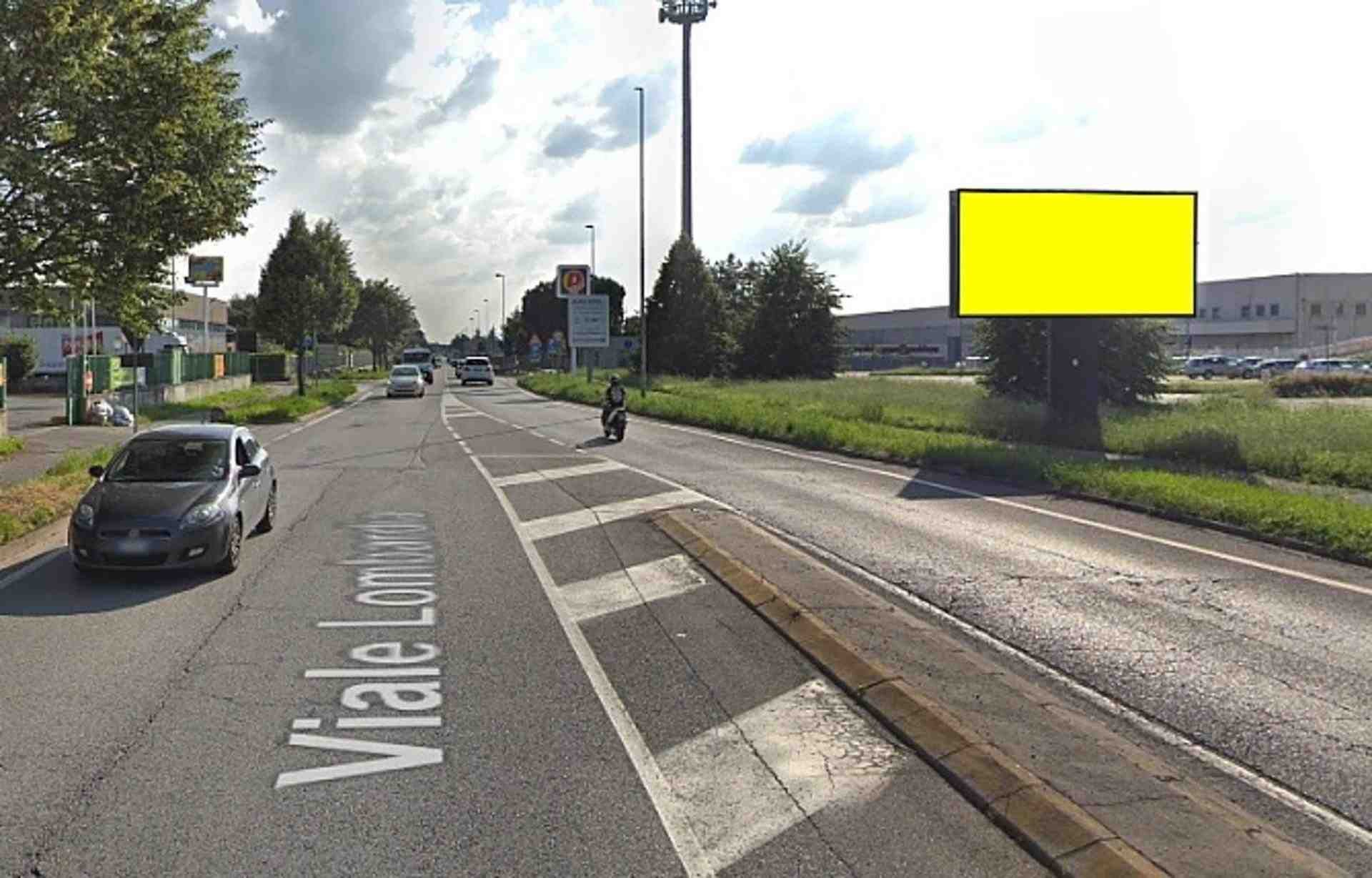 Temporary billboard Viale Lombardia, Trezzo Sull'adda, Italy