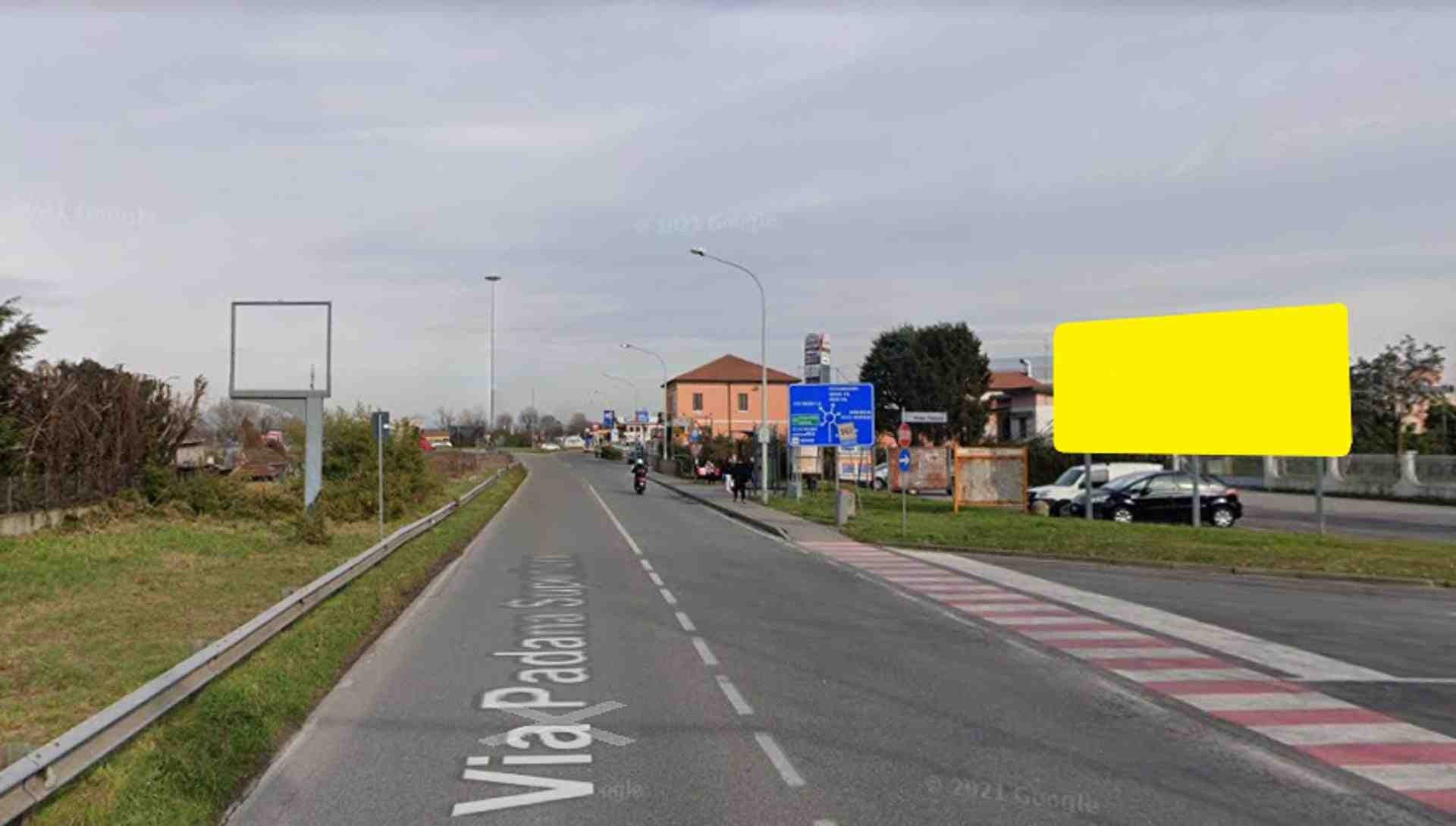 Temporary billboard S.s. 11 Km. 166+300/dx, Bellinzago Lombardo, Italy