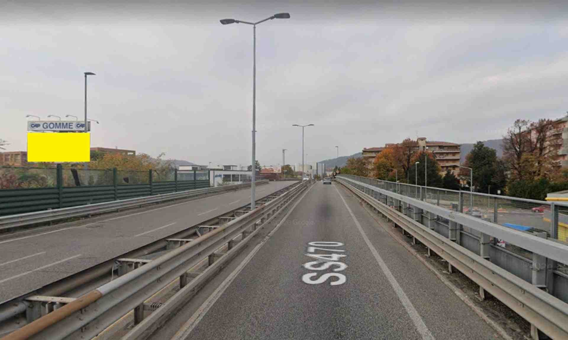 Temporary billboard Via Filippo Corridoni (dir. Val Brembana), Bergamo, Italy
