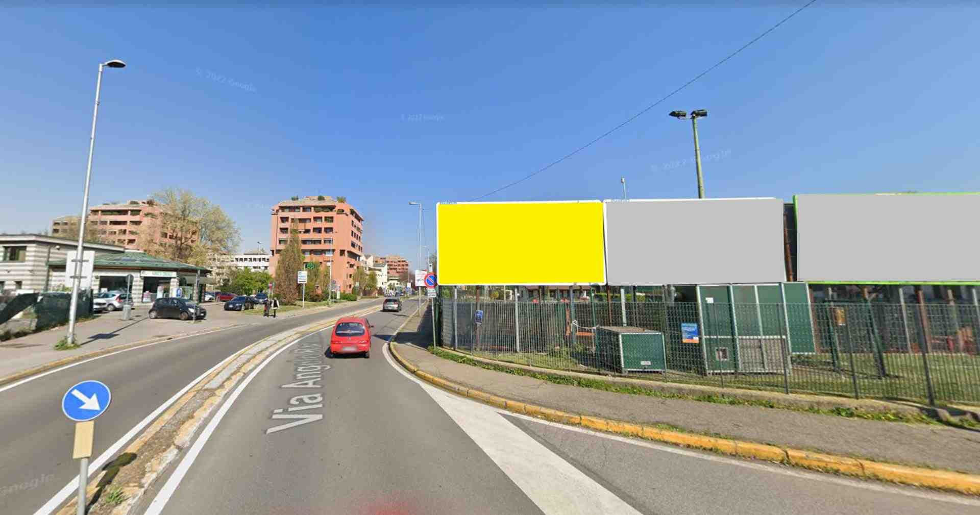 Temporary billboard Via Pergolesi ingresso Dominante - Pos.1, Monza, Italy