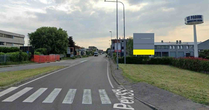 Temporary billboard S.s. 11 angolo Via 1° Maggio, Cernusco Sul Naviglio, Italy