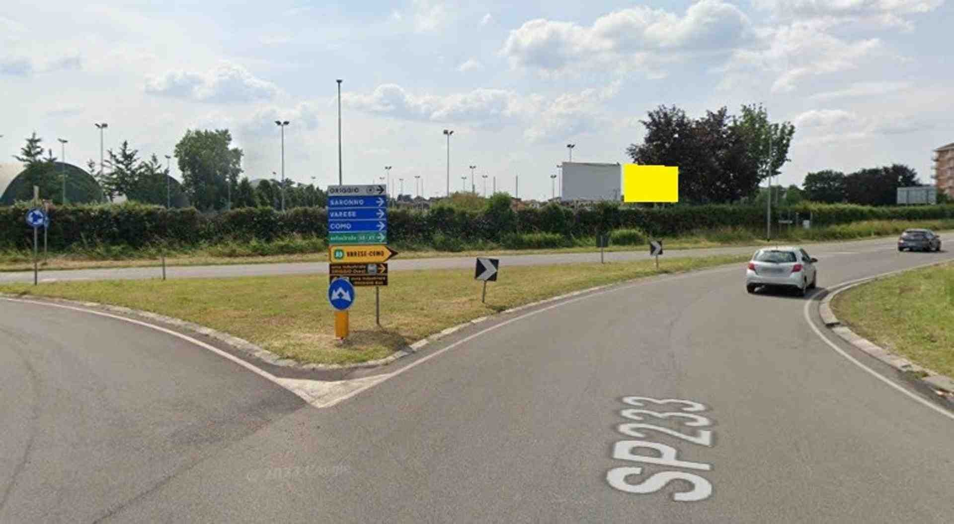 Temporary billboard S.p. 233, Origgio, Italy