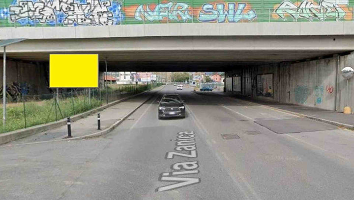 Temporary billboard Via Zanica, Bergamo, Italy