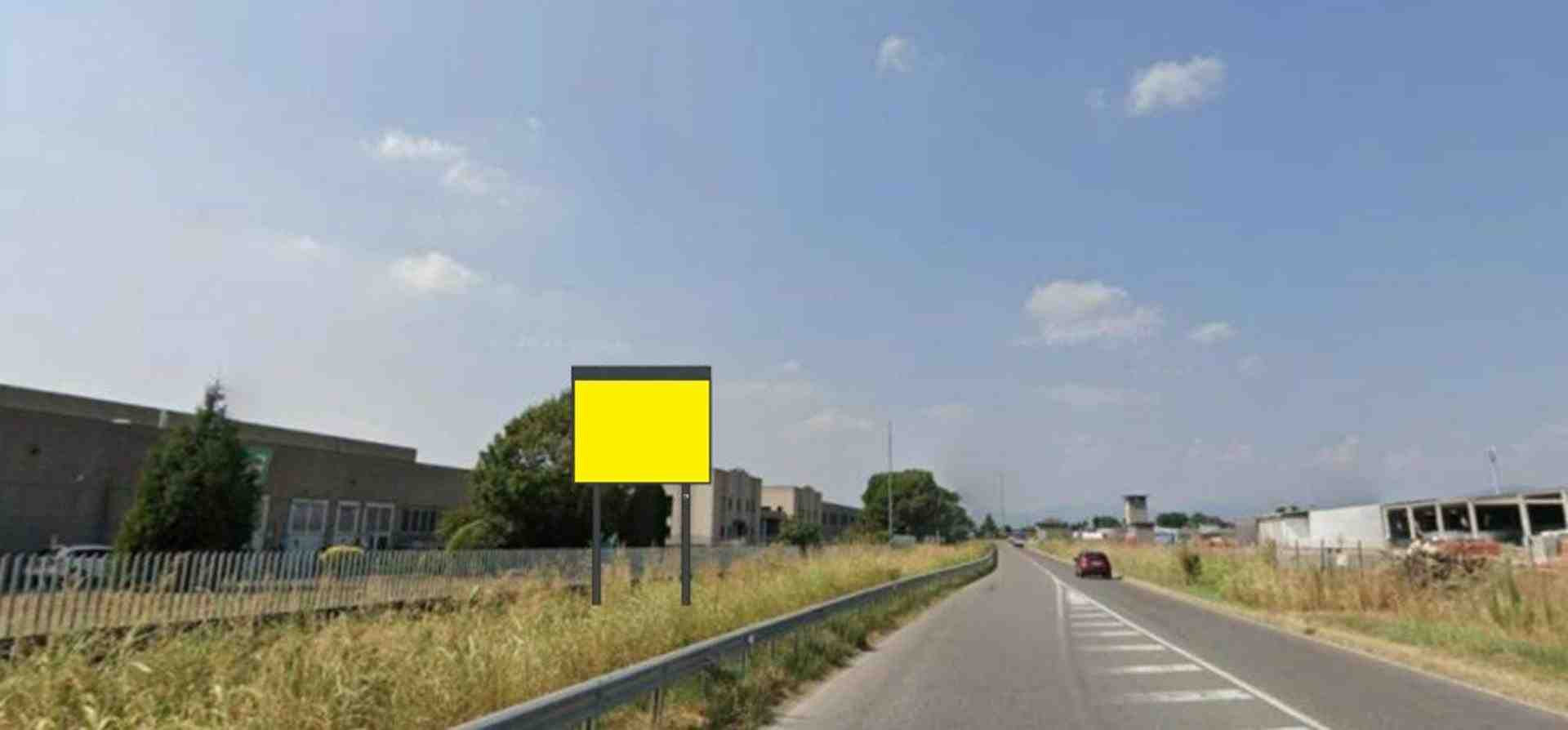 Temporary billboard S.p. ex S.s. 498 Km. 12+391/dx, Ghisalba, Italy
