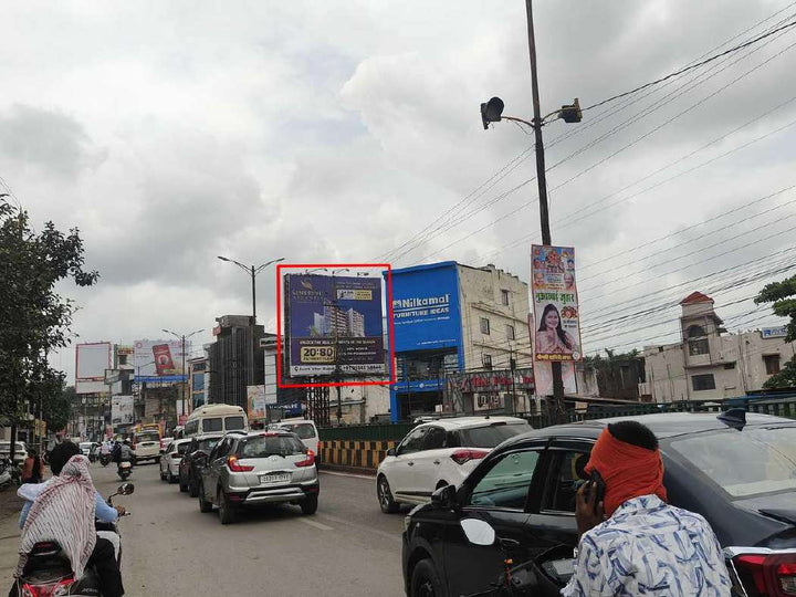 Unipole (OOH), Shankar Nagar facing Bhagat Singh Chowk, Raipur, India