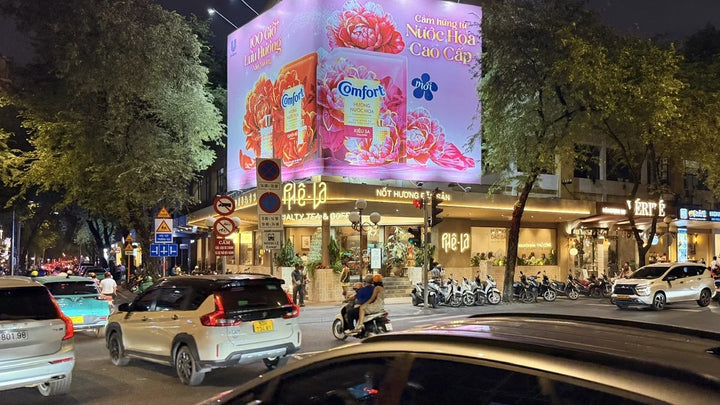 Wall Billboard, Post office city, crossroads Hai Bà Trưng - Nguyễn Du, ward Sài Gòn, Ho Chi Minh City