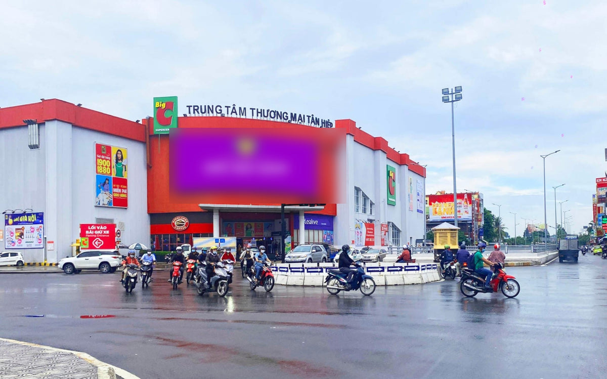 Wall Billboard, Shopping mall Go Tân Hiệp, Biên Hòa, Dong Nai