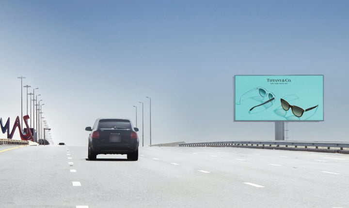 YAS - Saadiyat highway LED Unipole